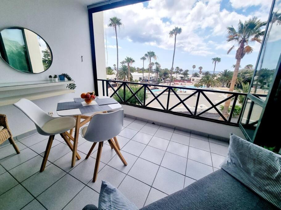 Luxury Ocean View Playa Roca Apartment Costa Teguise Exterior photo