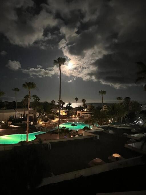 Luxury Ocean View Playa Roca Apartment Costa Teguise Exterior photo