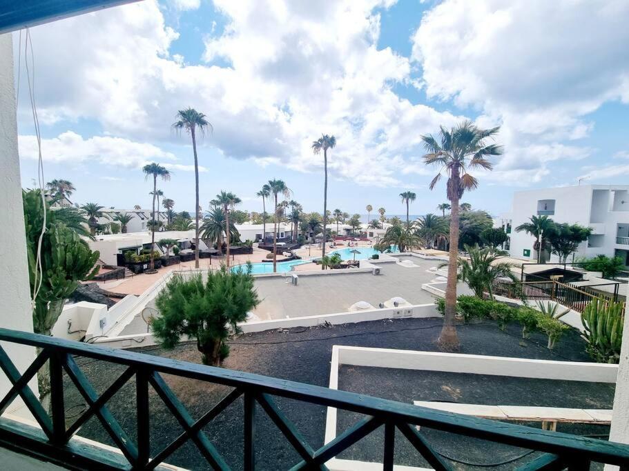 Luxury Ocean View Playa Roca Apartment Costa Teguise Exterior photo